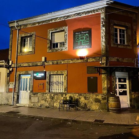 Belmonte Hostel Gijón Buitenkant foto