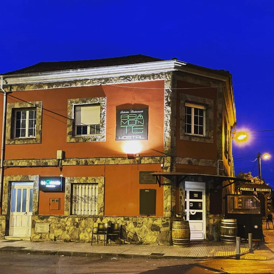 Belmonte Hostel Gijón Buitenkant foto